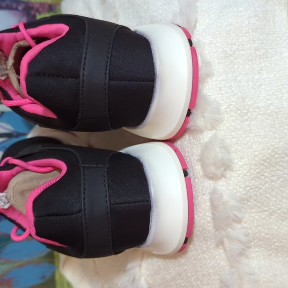 Women's Body Glove Monza Sneaker size 8 - Picture 5 of 10